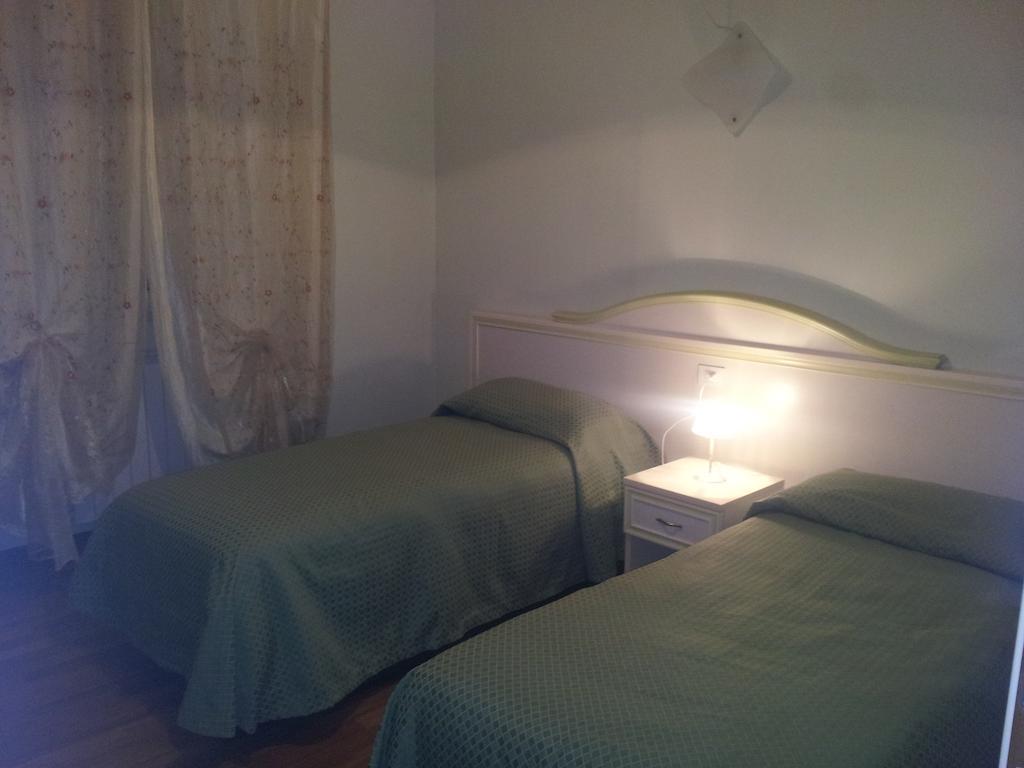 Dimora Tipica Appartamento Sestri Levante Ruang foto